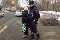 Сотрудники полиции УВД по ЗАО готовы к обеспечению охраны общественного порядка во время проведения Православной Пасхи